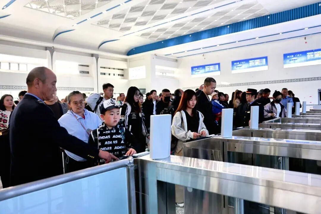 最低4折！1300余趟动车组列车票价优惠！涉及内蒙古→