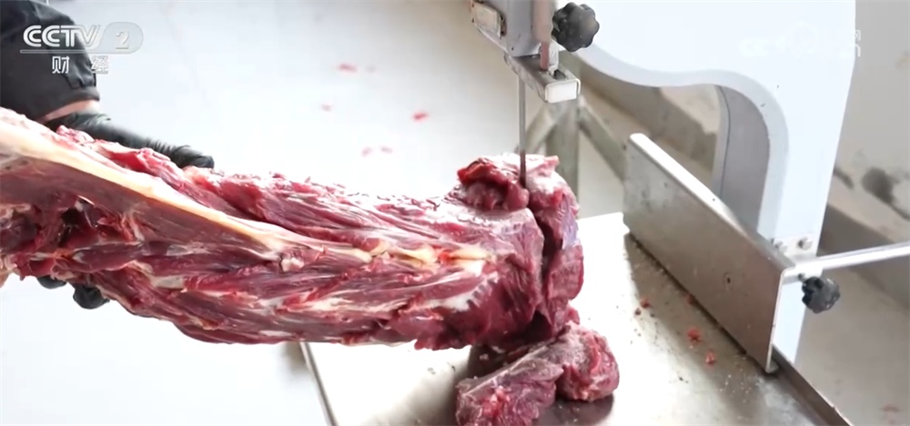 居民“菜篮子”物丰价稳 牛肉消费市场供销两旺、活力迸发 居民“菜篮子”物丰价稳 牛肉消费市场供销两旺、活力迸发