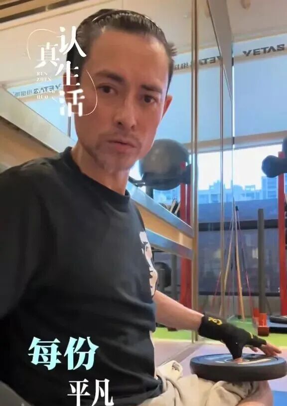 男演员崩溃痛哭求助:妻子病重陷入昏迷,每一分每一秒都在和时间赛跑!好友陈晓东发声 男演员崩溃痛哭求助:妻子病重陷入昏迷,每一分每一秒都在和时间赛跑!好友陈晓东发声