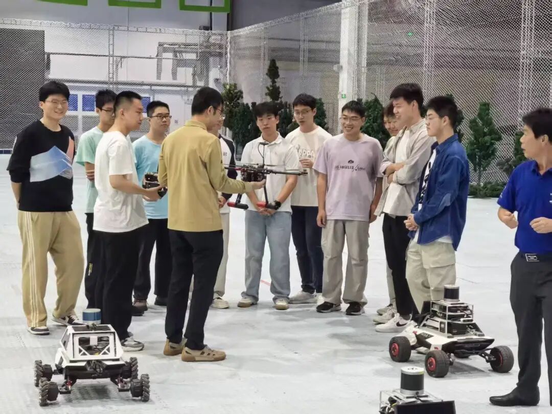 北京多所高校专业上新，“开山弟子”得“啃硬骨头”