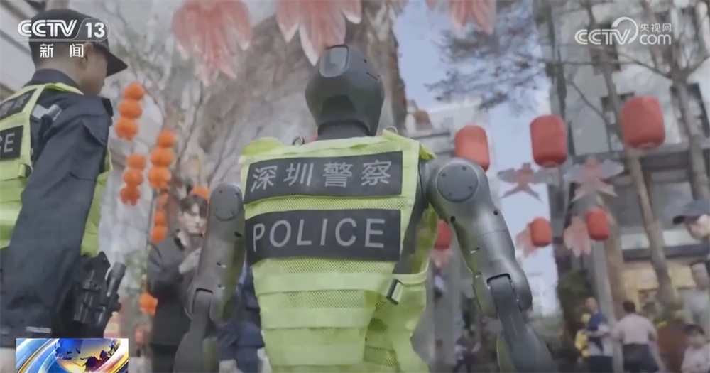 一双“灵巧手”实现突破折射机器人产业崛起 “中国智造”展现“新”活力 一双“灵巧手”实现突破折射机器人产业崛起 “中国智造”展现“新”活力