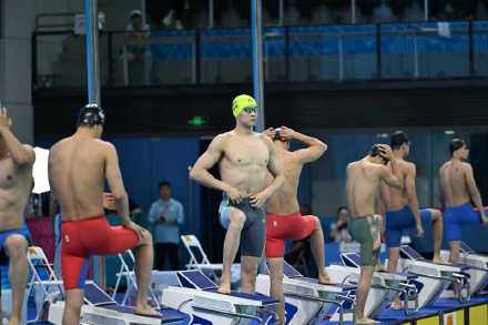 34岁孙杨第五次亮相全运会