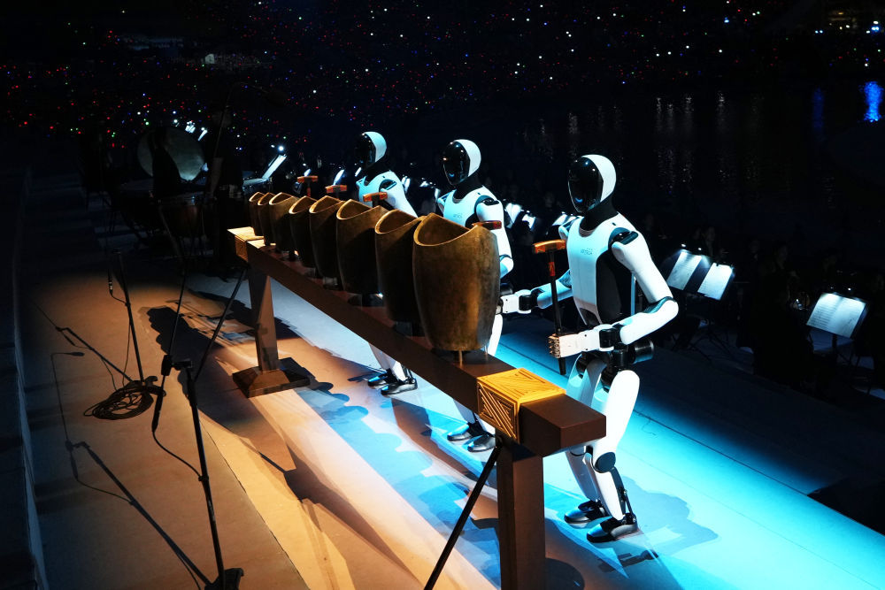 当千年编钟遇见未来丨人机协奏全运会开幕式 当千年编钟遇见未来丨人机协奏全运会开幕式