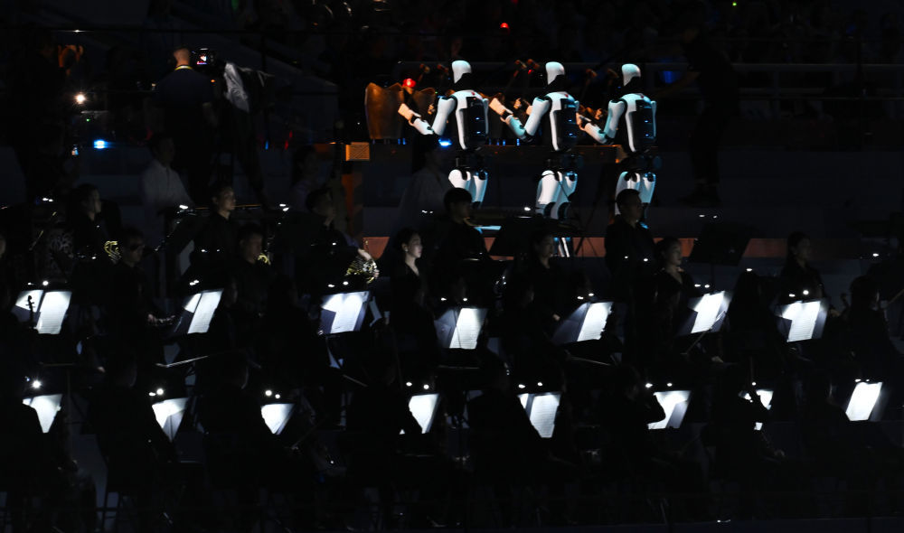 当千年编钟遇见未来丨人机协奏全运会开幕式 当千年编钟遇见未来丨人机协奏全运会开幕式