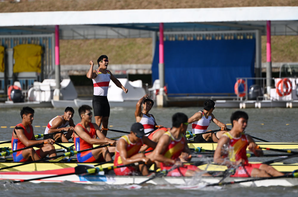 十五运会开幕式后首金出炉 十五运会开幕式后首金出炉