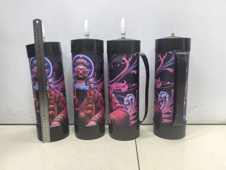 “笑”里藏“毒”!这种东西千万碰不得 “笑”里藏“毒”!这种东西千万碰不得