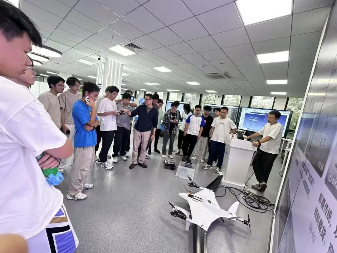 北京多所高校专业上新，“开山弟子”得“啃硬骨头”