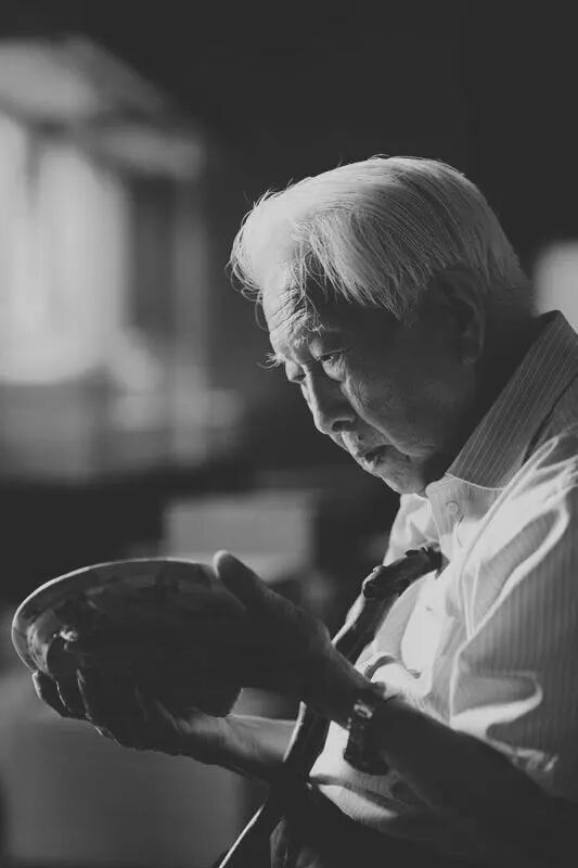 “人间国宝”耿宝昌,送别守护“不灭火光”的人 “人间国宝”耿宝昌,送别守护“不灭火光”的人