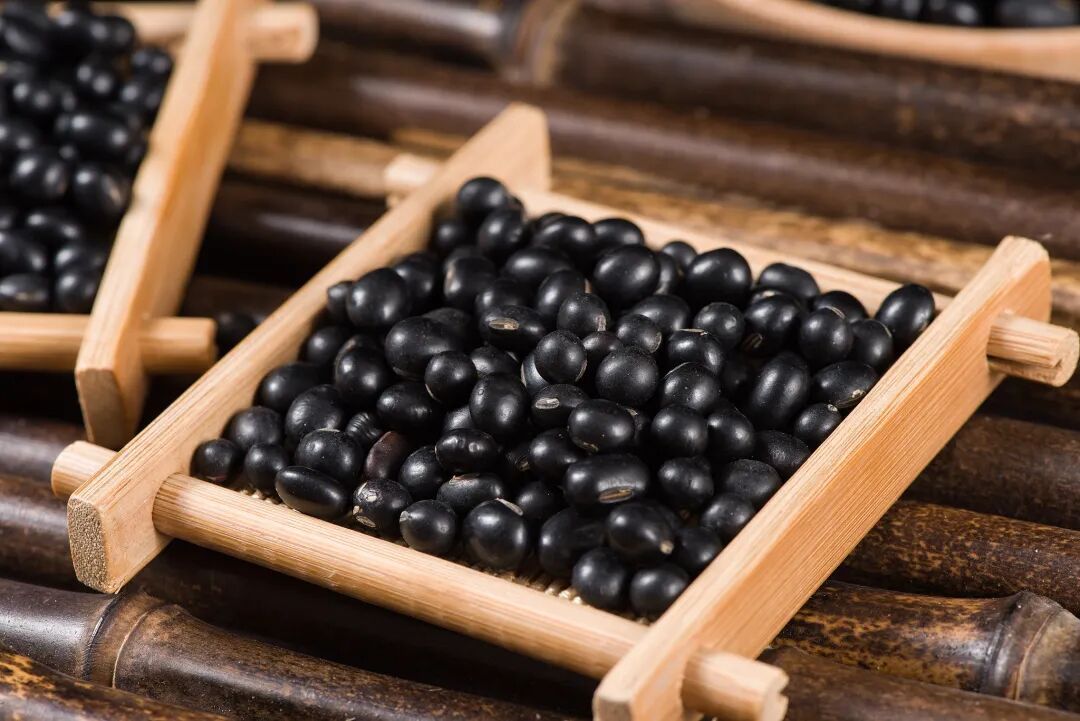 白发长在哪,病就从哪来?事关头发和你的健康,做好这4件事,帮你拥有一头秀发~ 白发长在哪,病就从哪来?事关头发和你的健康,做好这4件事,帮你拥有一头秀发~