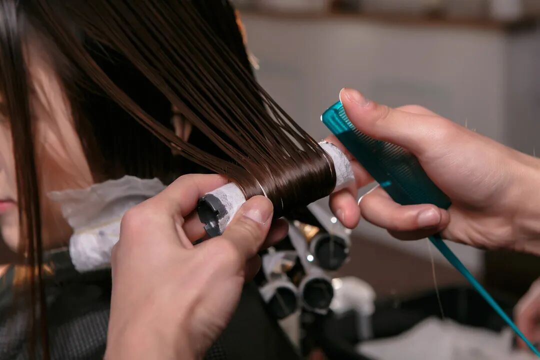 白发长在哪,病就从哪来?事关头发和你的健康,做好这4件事,帮你拥有一头秀发~ 白发长在哪,病就从哪来?事关头发和你的健康,做好这4件事,帮你拥有一头秀发~