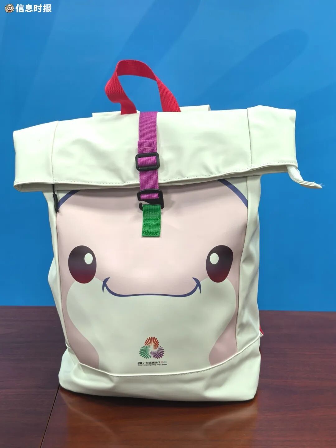 广州“显眼包”全网刷屏，网友：哪里有卖？官方回应