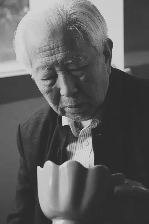 “人间国宝”耿宝昌,送别守护“不灭火光”的人 “人间国宝”耿宝昌,送别守护“不灭火光”的人