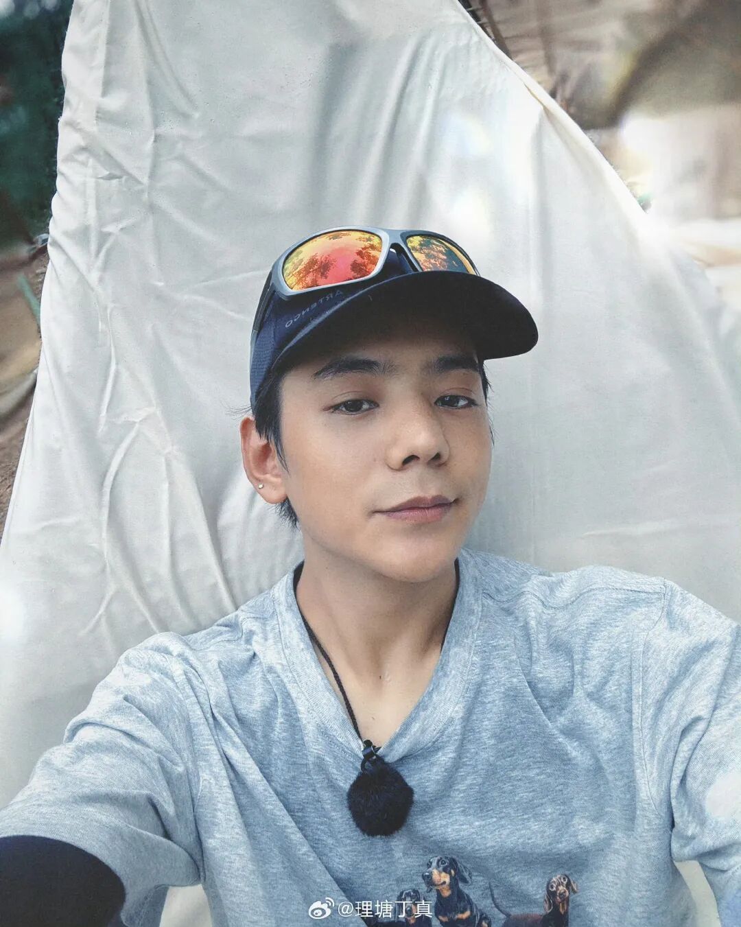 丁真发文回应5年前爆火：我无法回答“为什么这么幸运”，但希望给更多人带来幸运