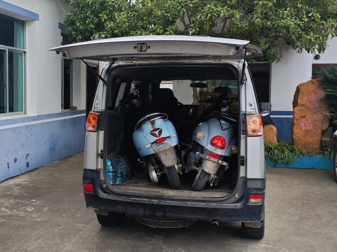 “警”追不舍,这2名流窜盗车贼终落网! “警”追不舍,这2名流窜盗车贼终落网!