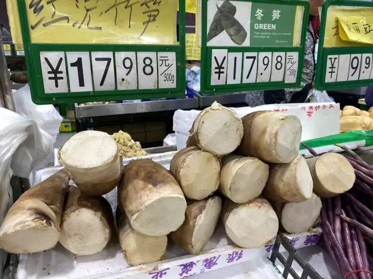 它竟然出现了！上海市民惊讶：现在到底是春季、秋季还是冬季？