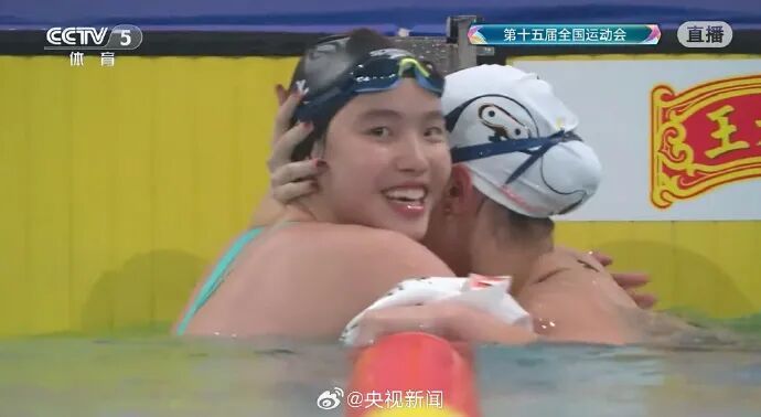 打破尘封13年的亚洲纪录！13岁“小孩姐”于子迪摘金