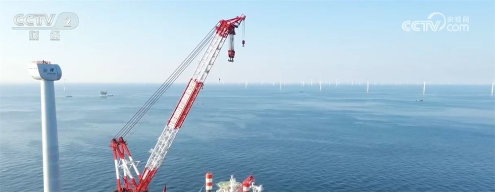 打好促进新能源集成融合发展“组合拳” 让“电”亮生活向新向绿向未来