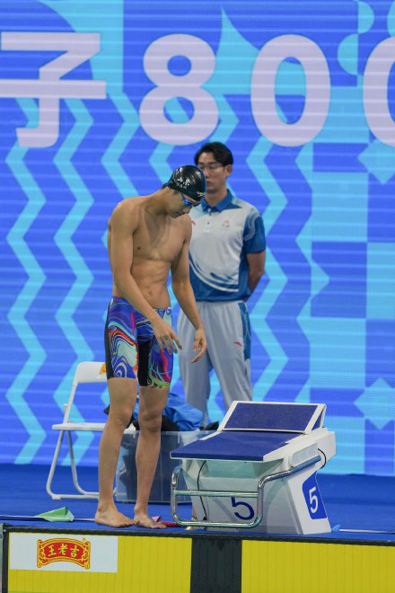 张展硕第三金再破全国青年记录 张展硕第三金再破全国青年记录