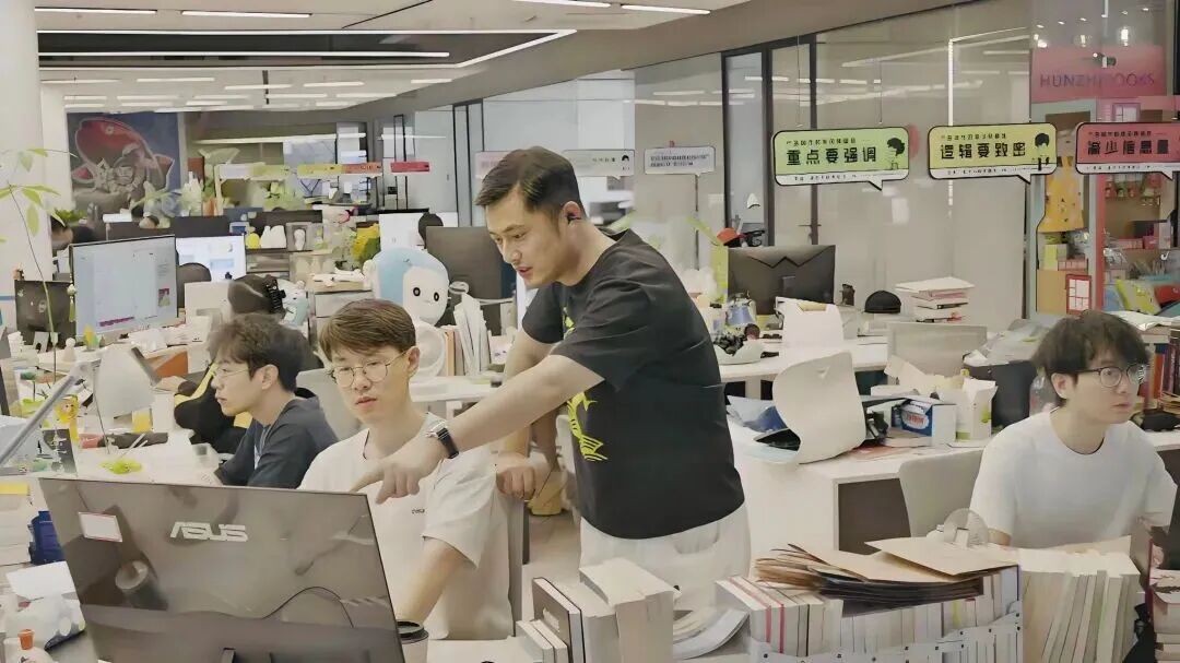 对话“混知”：“漫”功出细活，专治不明白！（文末送亲签图书）