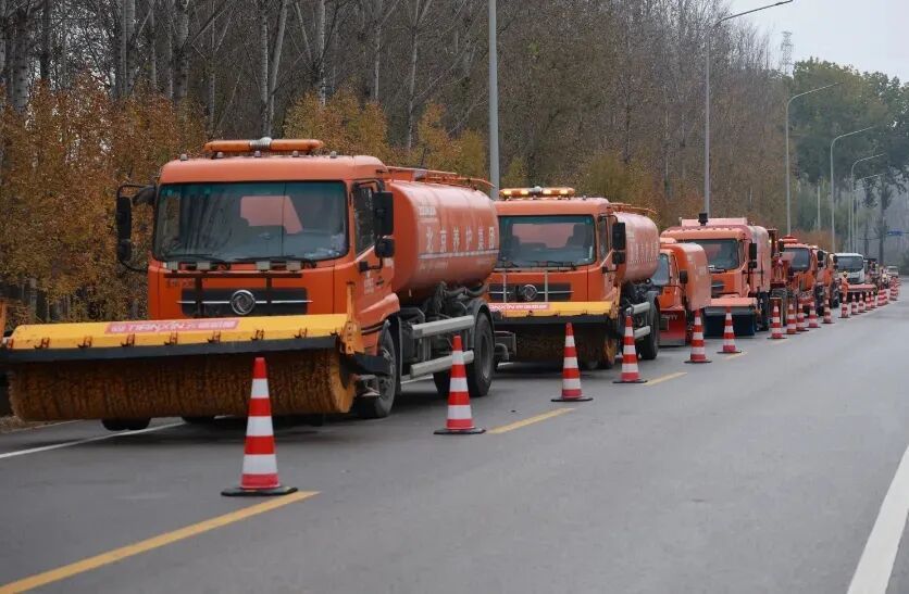 没有融雪剂,雪怎么扫?北京的回答是...... 没有融雪剂,雪怎么扫?北京的回答是......