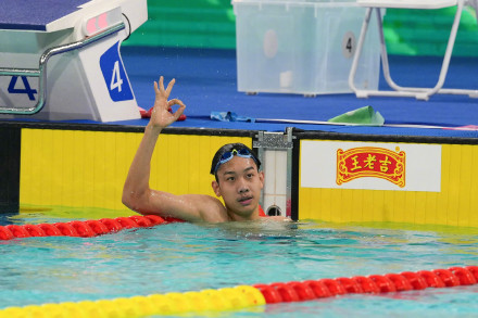 张展硕第三金再破全国青年记录 张展硕第三金再破全国青年记录