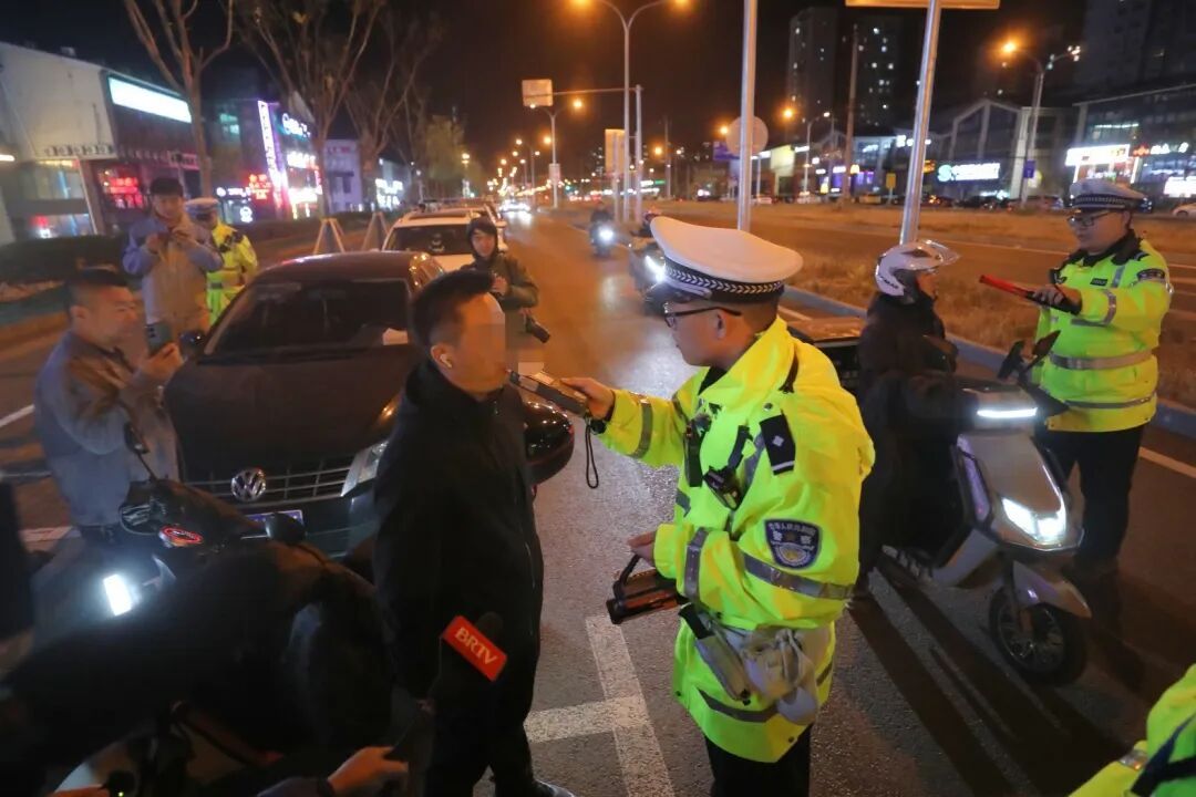 北京持续开展夜查！电动自行车、自行车也要查酒驾，警方提醒——