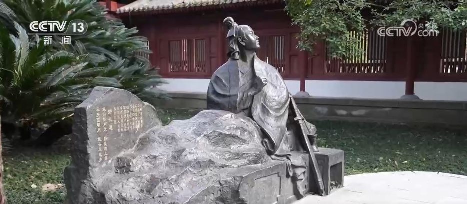 秋假游带热多地景区 “专属优惠+特色活动”释放文旅消费活力