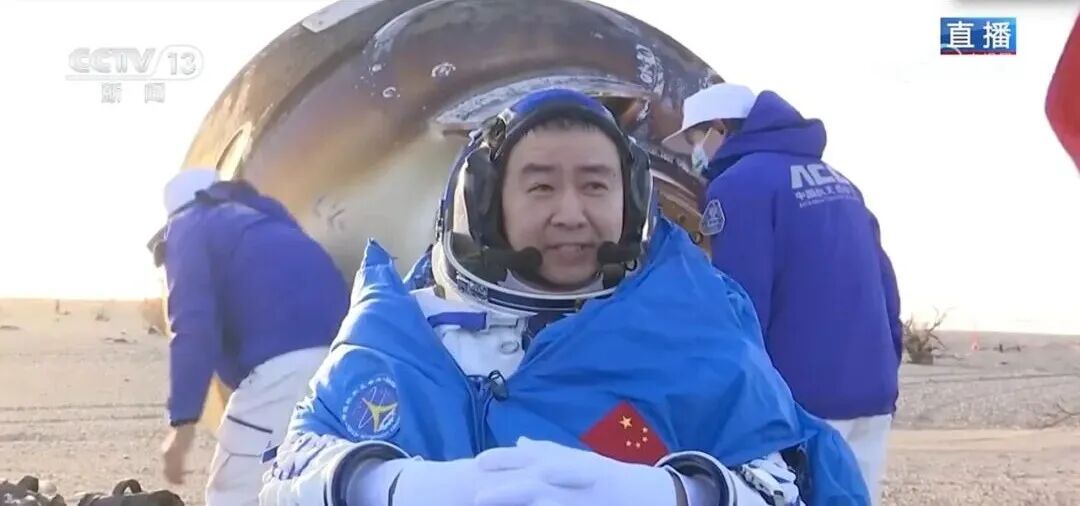 陈冬、陈中瑞、王杰，欢迎回家！