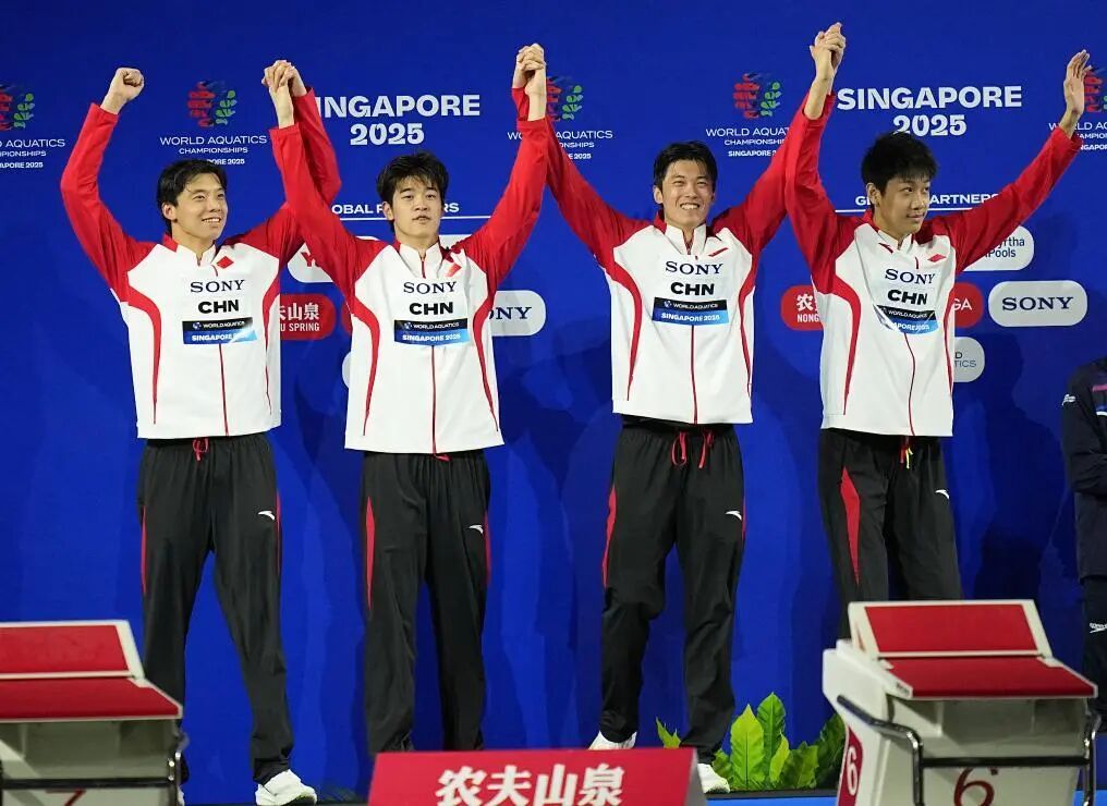 三天三金三纪录！这个07年出生的“小孩哥”，到底是谁？