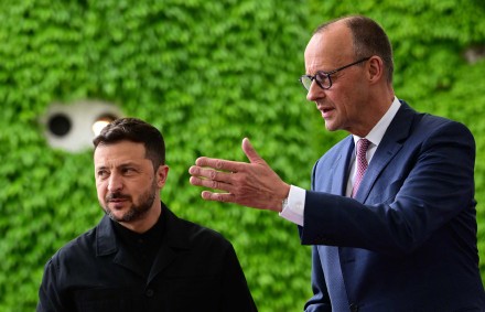 默茨喊话：乌克兰年轻男性勿大量涌入德国