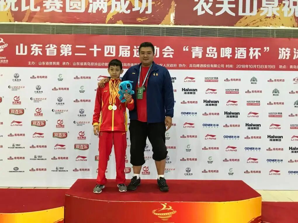 三天三金三纪录！这个07年出生的“小孩哥”，到底是谁？