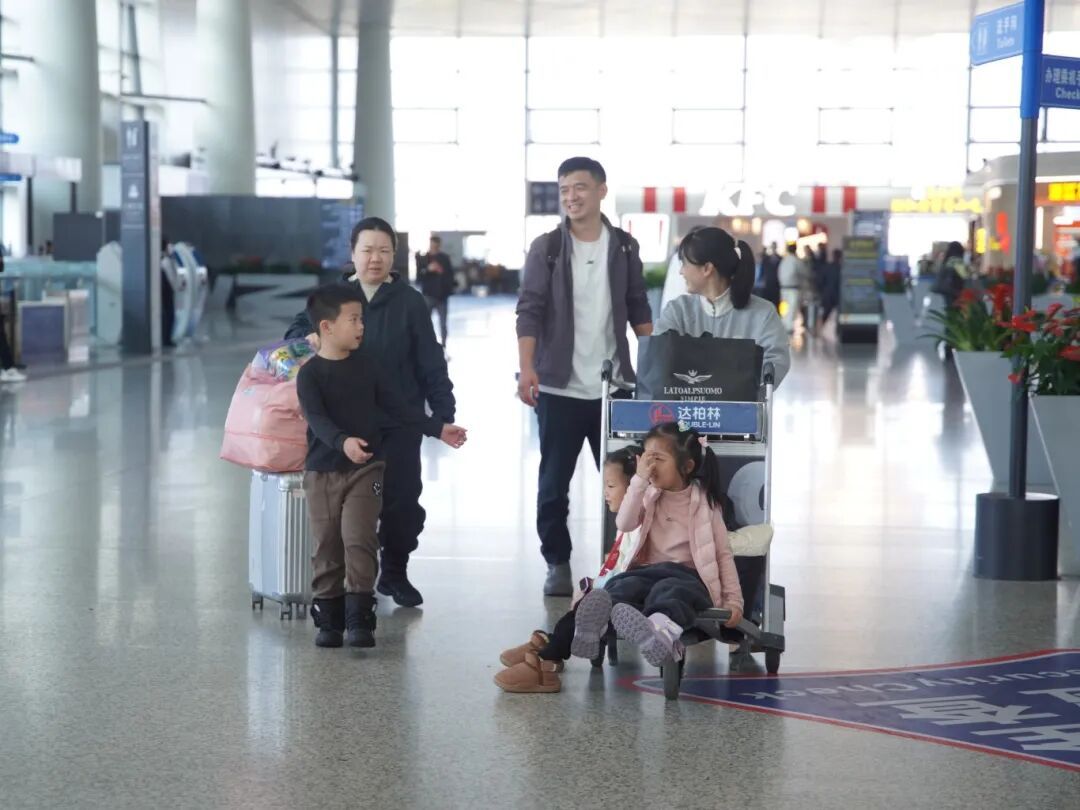 温州孩子的秋假来了！机场、动车站是这样的……
