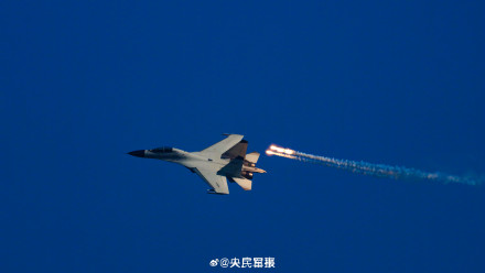 转存收藏!中国战机与蓝天适配度太高了 转存收藏!中国战机与蓝天适配度太高了