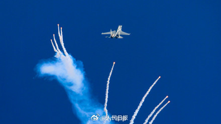 转存收藏!中国战机与蓝天适配度太高了 转存收藏!中国战机与蓝天适配度太高了