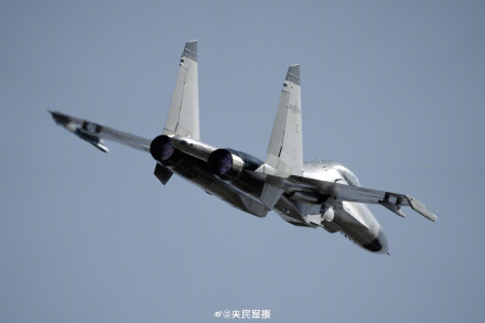 转存收藏!中国战机与蓝天适配度太高了 转存收藏!中国战机与蓝天适配度太高了