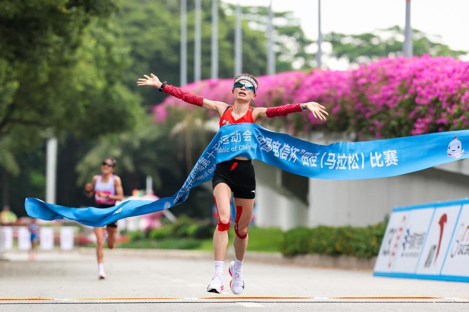 全运会女子马拉松张德顺成功卫冕 &nbsp;成为国内第一人