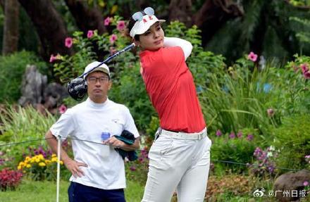 广东女子高尔夫球队获双金