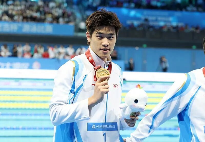 今天13:15男单决赛,林诗栋vs樊振东!更多看点→ 今天13:15男单决赛,林诗栋vs樊振东!更多看点→