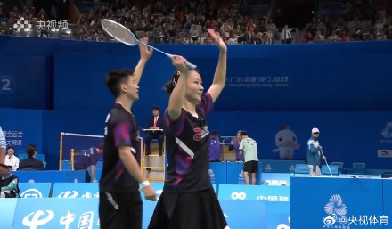 雅思组合晋级八强