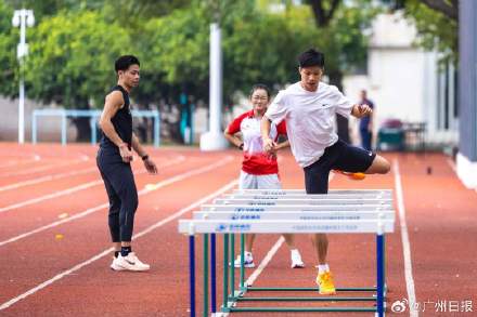 传承广东男子短跑，袁国强苏炳添师徒再战全运