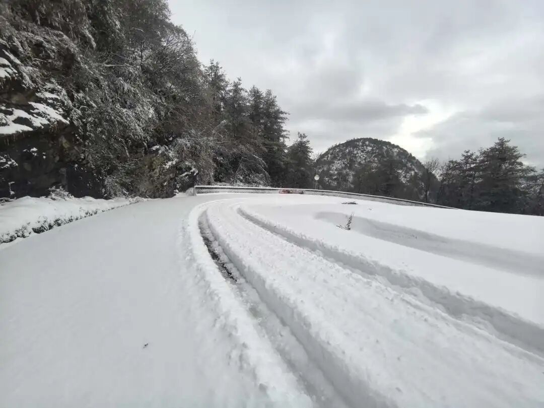 寒潮来袭！四川这些地方下！雪！了！