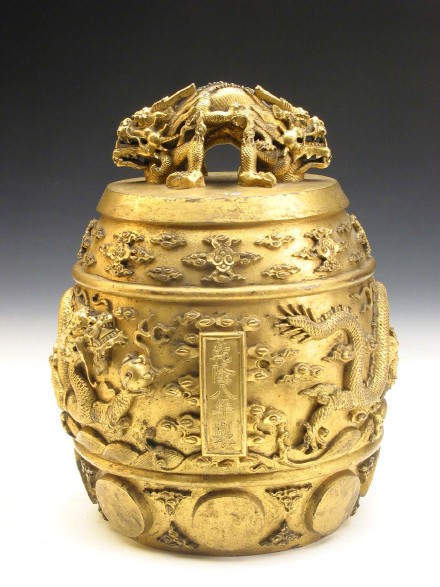 从120件文物看沈阳故宫400年