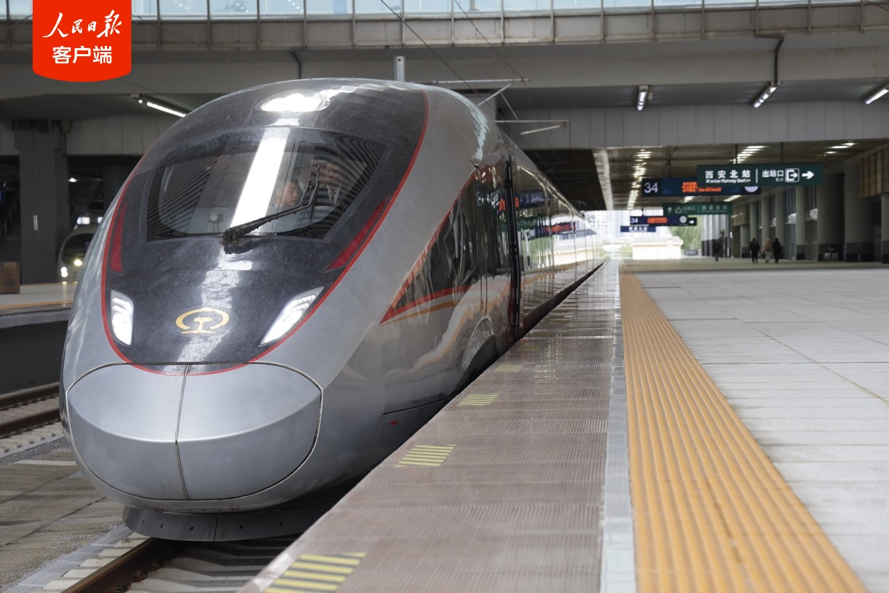 西延高铁开始试运行