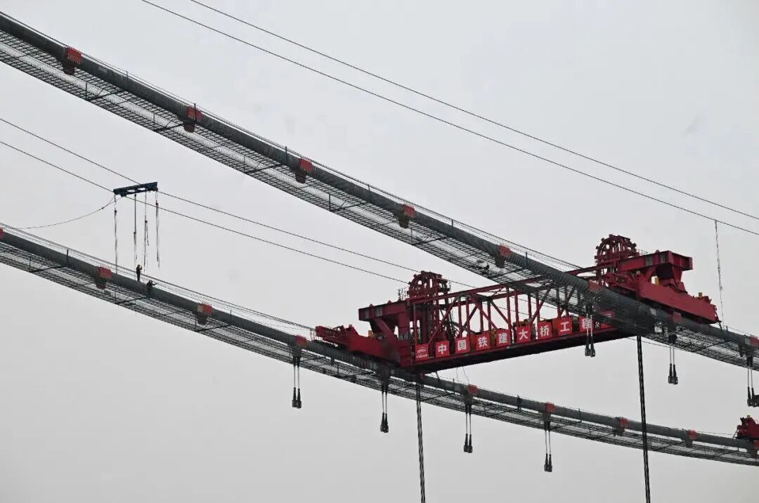 重庆黄桷沱长江大桥，进度条刷新！