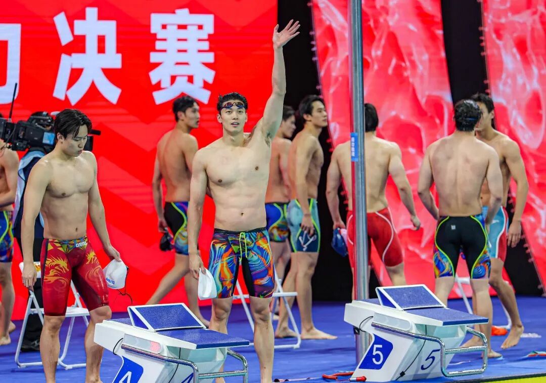 全运会游泳赛场群星扎堆 “神仙打架”背后的江湖与传承