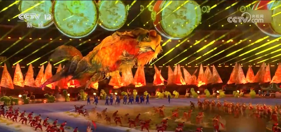 全运“顶流”鳌鱼灯返场广州灯光节 千年岭南非遗焕彩正当时