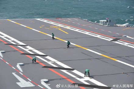 收藏多图!歼35在福建舰完成弹射起飞和着舰训练 收藏多图!歼35在福建舰完成弹射起飞和着舰训练
