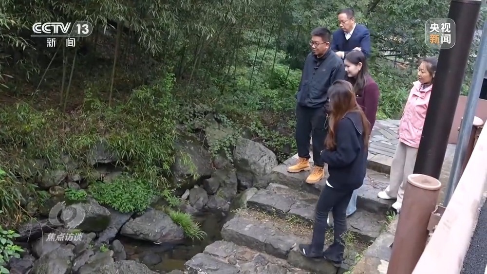 焦点访谈丨娃放春秋假 爸妈不在家?看各地“花式托管”接住焦虑 焦点访谈丨娃放春秋假 爸妈不在家?看各地“花式托管”接住焦虑