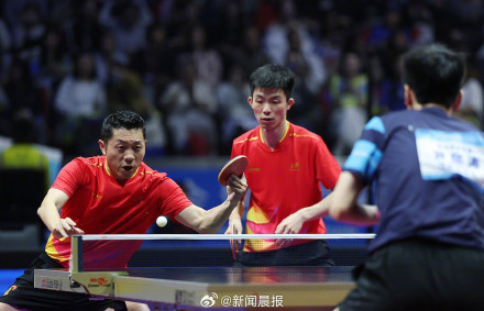 “淘汰赛场场都是恶战”，樊振东切换战斗模式，上海男乒力争拿到决赛门票