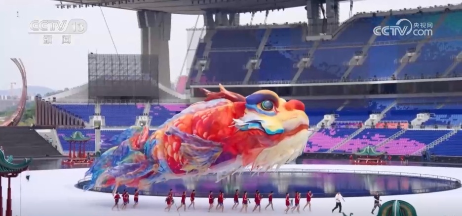 全运“顶流”鳌鱼灯返场广州灯光节 千年岭南非遗焕彩正当时